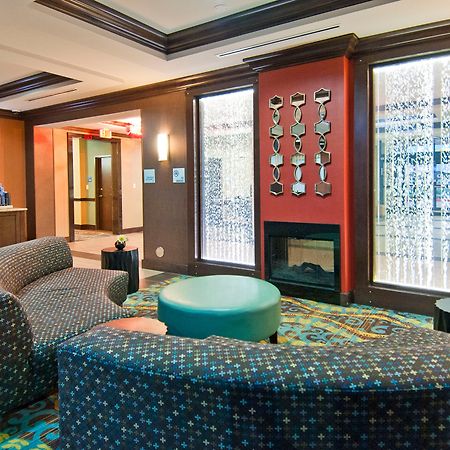 Holiday Inn Express & Suites San Antonio Frost Bank Center By Ihg Экстерьер фото