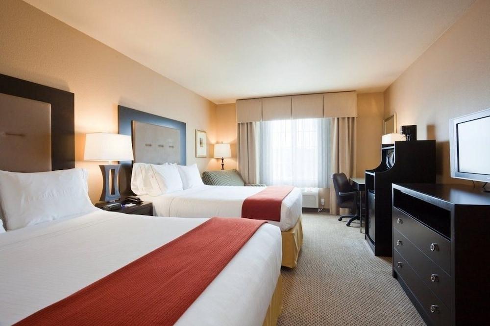 Holiday Inn Express & Suites San Antonio Frost Bank Center By Ihg Экстерьер фото