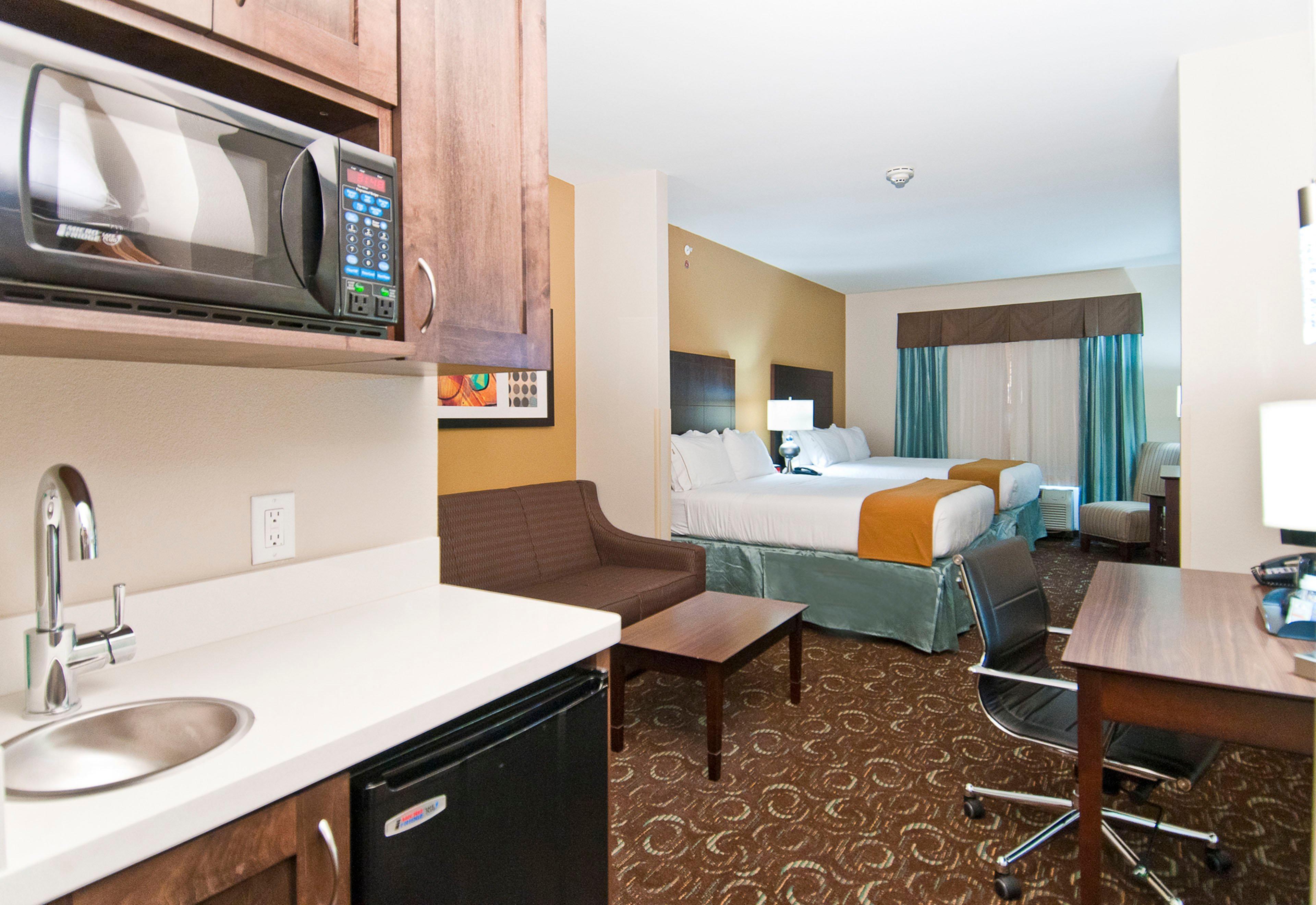 Holiday Inn Express & Suites San Antonio Frost Bank Center By Ihg Экстерьер фото