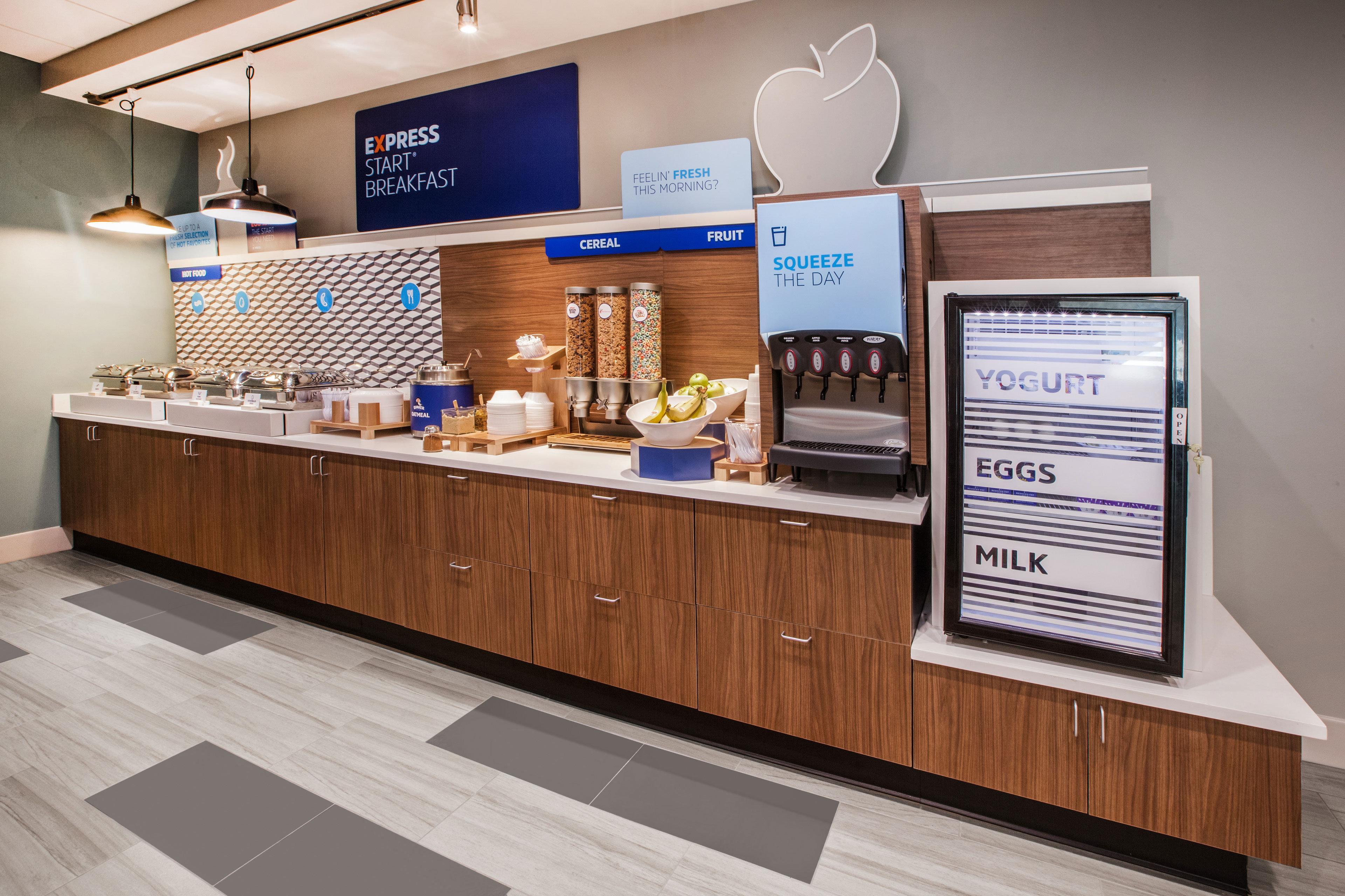 Holiday Inn Express & Suites San Antonio Frost Bank Center By Ihg Экстерьер фото