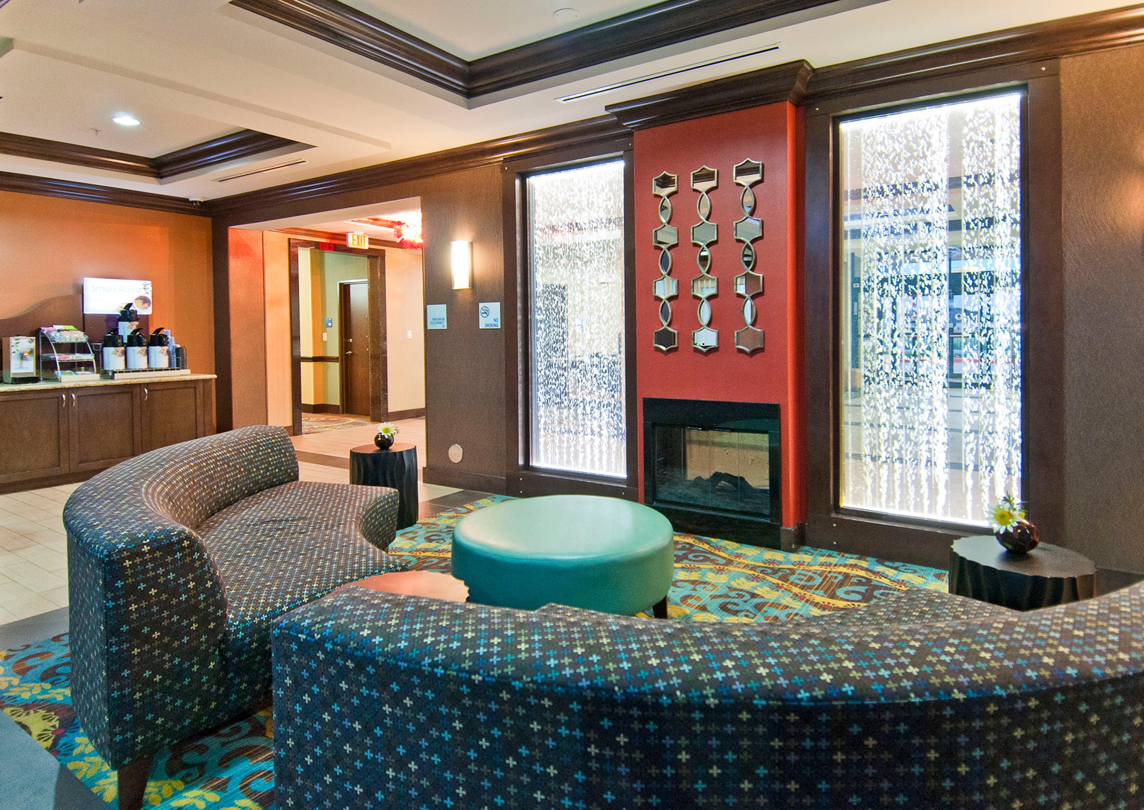 Holiday Inn Express & Suites San Antonio Frost Bank Center By Ihg Экстерьер фото